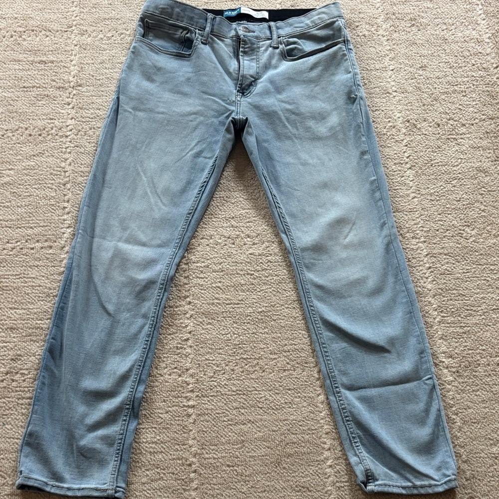 Old Navy Men's Sky Blue Slim Jeans